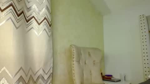 Snapshot of bigbaby004 chatting on December 15, 2025, 7:18 pm bigbaby004 online show from December 15, 2025, 7:18 pm