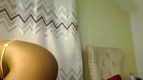 Snapshot of bigbaby004 chatting on December 21, 2025, 6:59 pm bigbaby004 online show from December 21, 2025, 6:59 pm