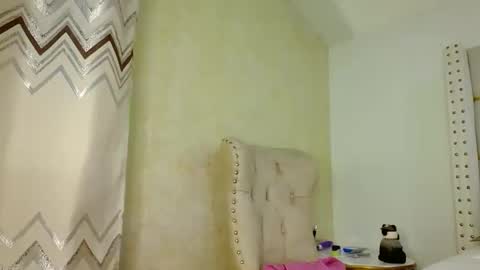 Snapshot of bigbaby004 chatting on January 5, 2026, 7:06 pm bigbaby004 online show from January 5, 2026, 7:06 pm