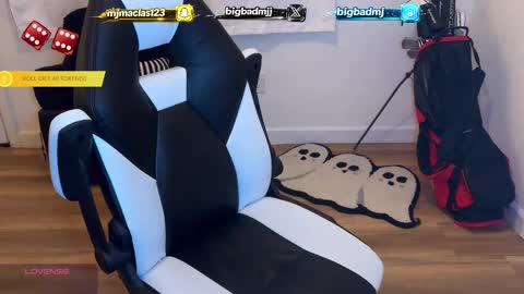 Snapshot of bigbadmj chatting on March 7, 2026, 2:08 am Asta online show from March 7, 2026, 2:08 am