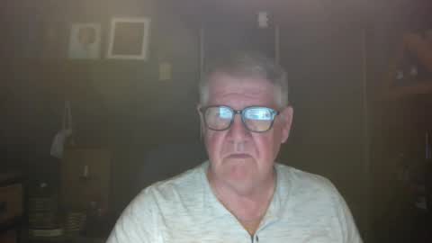 Snapshot of bigbeerdrinker1 chatting on March 30, 2026, 4:02 am bigbeerdrinker online show from March 30, 2026, 4:02 am