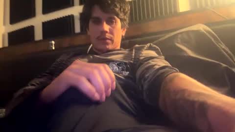 Snapshot of bigben281330 chatting on November 7, 2025, 3:17 am bigben281330 online show from November 7, 2025, 3:17 am