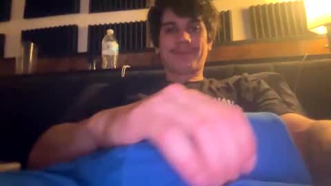 Snapshot of bigben281330 chatting on December 2, 2025, 3:12 am bigben281330 online show from December 2, 2025, 3:12 am