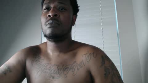 Snapshot of bigblack004 chatting on February 3, 2025, 11:58 pm bigblack004 online show from February 3, 2025, 11:58 pm