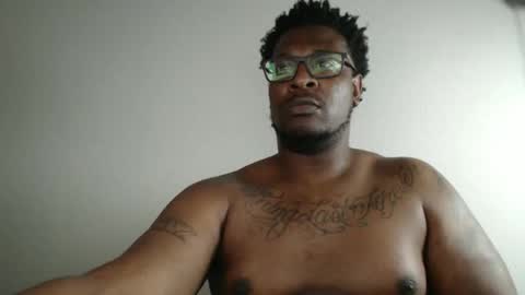Snapshot of bigblack004 chatting on November 7, 2025, 6:57 am bigblack004 online show from November 7, 2025, 6:57 am
