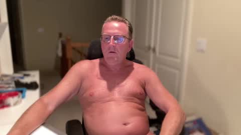 Snapshot of bigblondviking chatting on October 7, 2025, 7:38 am bigblondviking online show from October 7, 2025, 7:38 am