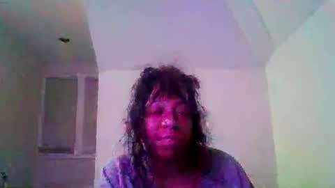 Ashley online show from December 17, 2025, 7:03 am