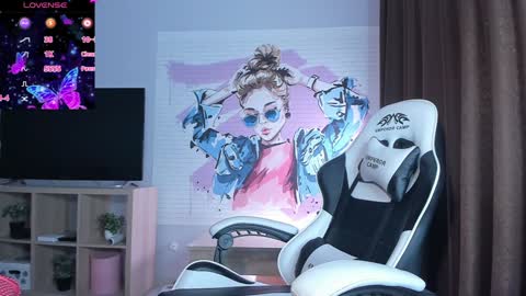 Alise online show from December 29, 2024, 5:44 pm