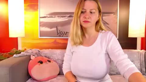 BigBoobsArri online show from November 3, 2025, 10:38 am