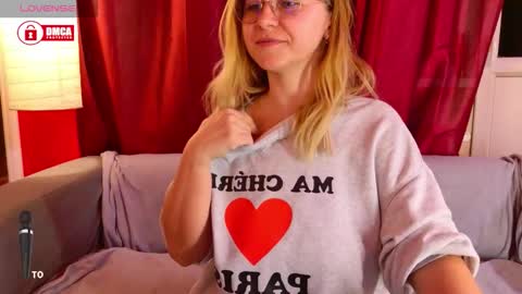 BigBoobsArri online show from December 5, 2025, 2:36 pm