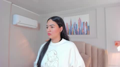   online show from October 11, 2025, 10:03 am