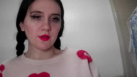 Isabella online show from January 2, 2025, 9:11 am