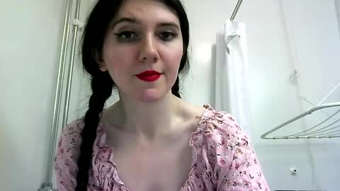Isabella online show from February 24, 2025, 2:08 am
