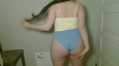 Snapshot of bigbootybunny chatting on February 20, 2026, 6:26 am Isabella online show from February 20, 2026, 6:26 am