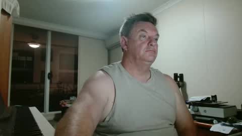 bigboybenny176 online show from April 12, 2026, 1:38 pm