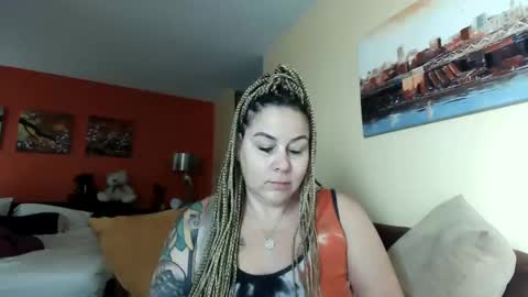Snapshot of bigbreastsabrina chatting on December 27, 2024, 3:48 pm BIG BREAST SABRINA online show from December 27, 2024, 3:48 pm