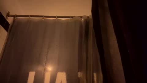 Hunny online show from February 6, 2026, 2:38 am