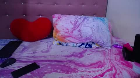 bigclit_luisa online show from March 11, 2025, 10:51 am