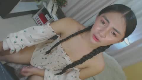 Yeng online show from December 12, 2024, 2:26 am