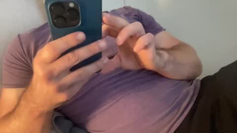 Snapshot of bigcollegecock69690 chatting on October 20, 2025, 4:18 pm bigcollegecock69690 online show from October 20, 2025, 4:18 pm