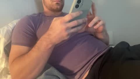 Snapshot of bigcollegecock69690 chatting on October 24, 2025, 3:52 pm bigcollegecock69690 online show from October 24, 2025, 3:52 pm