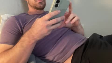 Snapshot of bigcollegecock69690 chatting on November 21, 2025, 5:33 pm bigcollegecock69690 online show from November 21, 2025, 5:33 pm