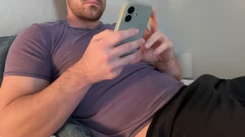 Snapshot of bigcollegecock69690 chatting on January 6, 2026, 6:55 pm bigcollegecock69690 online show from January 6, 2026, 6:55 pm