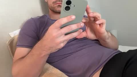 Snapshot of bigcollegecock69690 chatting on March 16, 2026, 7:18 pm bigcollegecock69690 online show from March 16, 2026, 7:18 pm