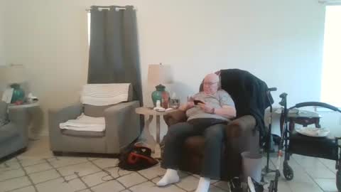 Snapshot of bigcraig123 chatting on March 3, 2025, 5:39 pm Craig online show from March 3, 2025, 5:39 pm