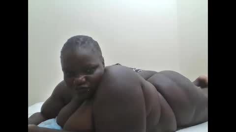 Snapshot of bigdarkass chatting on January 5, 2026, 11:41 pm VIOLET online show from January 5, 2026, 11:41 pm