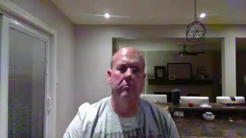 Snapshot of bigdave10005 chatting on October 4, 2025, 3:37 am bigdave10005 online show from October 4, 2025, 3:37 am