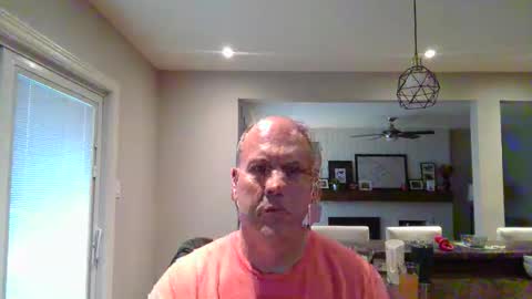 Snapshot of bigdave10005 chatting on November 8, 2025, 1:22 pm bigdave10005 online show from November 8, 2025, 1:22 pm