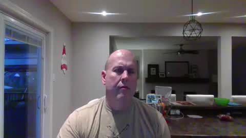 Snapshot of bigdave10005 chatting on January 7, 2026, 10:01 pm bigdave10005 online show from January 7, 2026, 10:01 pm