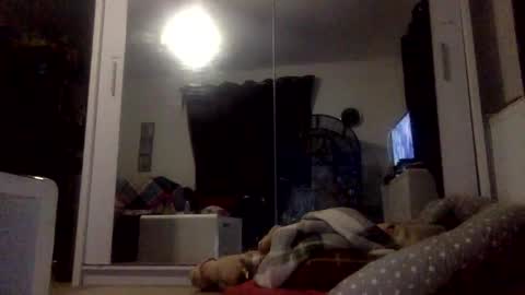 bigdickdangles472924 online show from October 27, 2025, 1:31 am