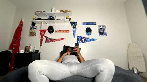 Snapshot of bigdinca chatting on January 18, 2026, 8:29 am bigdinca online show from January 18, 2026, 8:29 am