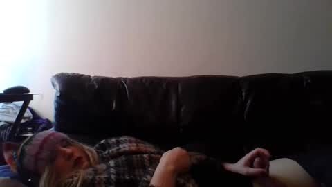 Madelyn online show from December 14, 2025, 8:24 pm