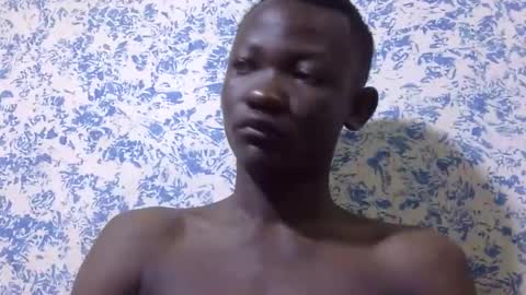 Snapshot of bigfeet9999 chatting on November 3, 2025, 8:43 pm Ask in pvt online show from November 3, 2025, 8:43 pm