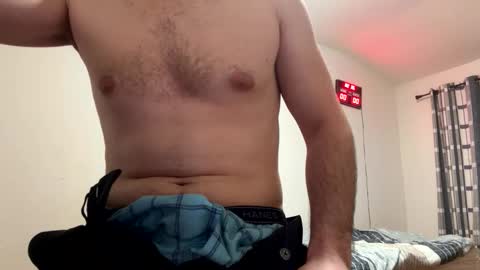 Snapshot of bigfrisco303 chatting on December 18, 2025, 12:06 am bigfrisco303 online show from December 18, 2025, 12:06 am