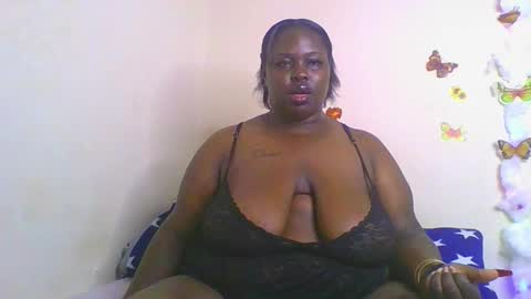 Bigg Cate online show from November 16, 2025, 10:48 pm