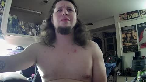 biggerisbetter21 online show from January 3, 2025, 7:27 am