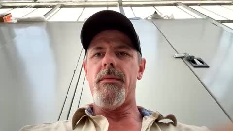 Snapshot of biggymemo69 chatting on December 1, 2025, 5:29 pm biggymemo69 online show from December 1, 2025, 5:29 pm