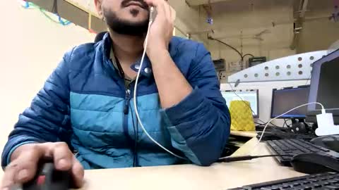 Snapshot of bighandsomesatisfy chatting on November 26, 2025, 4:52 pm bighandsomesatisfy online show from November 26, 2025, 4:52 pm