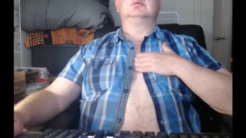 Snapshot of bighorn1981 chatting on March 21, 2026, 12:32 pm bighorn1981 online show from March 21, 2026, 12:32 pm