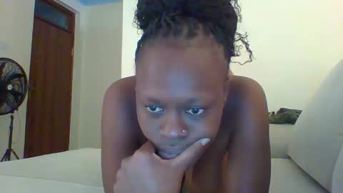 pretty online show from March 12, 2026, 5:46 am