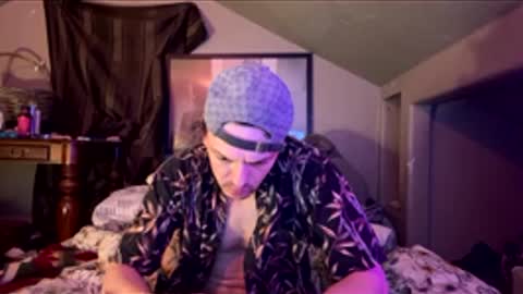 Bigkitties online show from March 17, 2026, 9:45 am