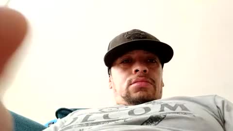 Snapshot of biglatinochorizo chatting on January 11, 2025, 8:10 pm biglatinochorizo online show from January 11, 2025, 8:10 pm