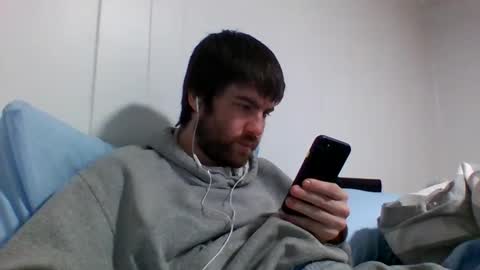 Snapshot of bigmag23 chatting on February 16, 2025, 6:43 am bigmag23 online show from February 16, 2025, 6:43 am