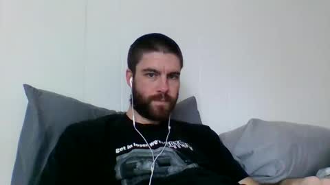 Snapshot of bigmag23 chatting on October 22, 2025, 7:35 pm bigmag23 online show from October 22, 2025, 7:35 pm