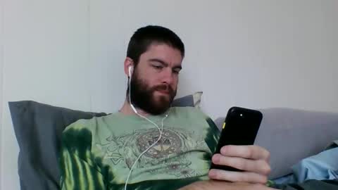 Snapshot of bigmag23 chatting on November 9, 2025, 5:11 pm bigmag23 online show from November 9, 2025, 5:11 pm