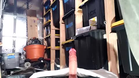 bigmanaround9 online show from December 3, 2024, 8:27 am